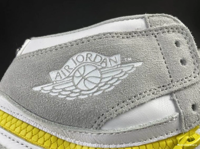 MaikeSneakers Air CW6576-100 High Light Switch Jordan 1 Smoke 0722